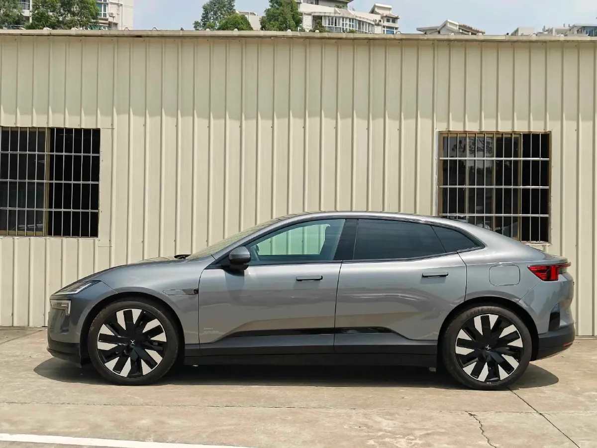 2024 Polestar 4 BEV 86KWH,autocango,china used car exporter,china ev exporter,chinese used car exporter,chinese used ev exporter