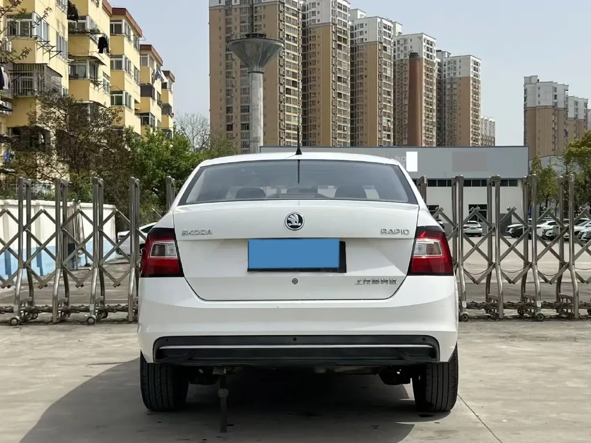 2019 SWM G01 1.5T 156HP L4 6AT,autocango,china used car exporter,china ev exporter,chinese used car exporter,chinese used ev exporter