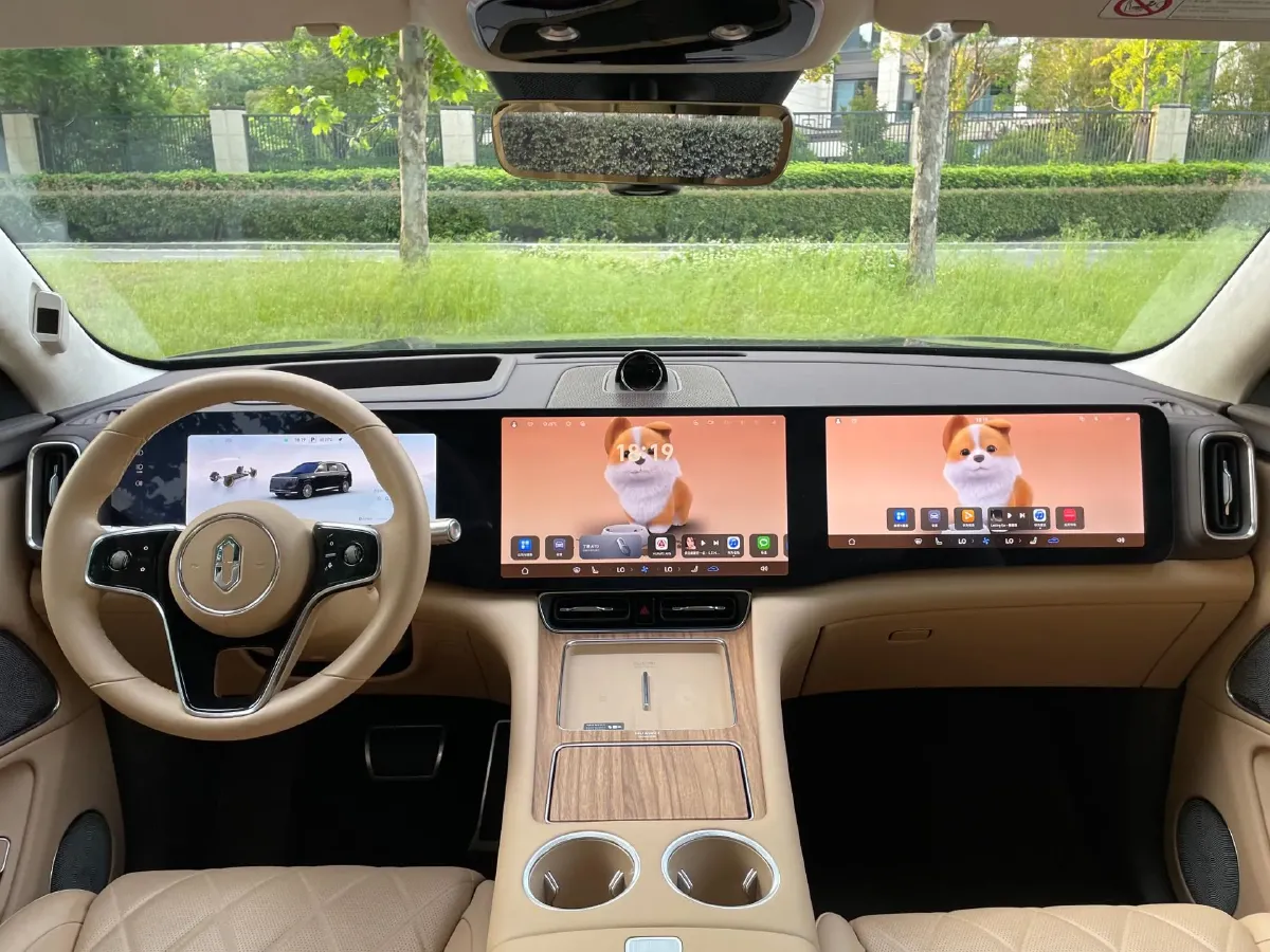 2025 AITO AITO M8 REEV 160HP REEV 53.4KWH,autocango,china used car exporter,china ev exporter,chinese used car exporter,chinese used ev exporter