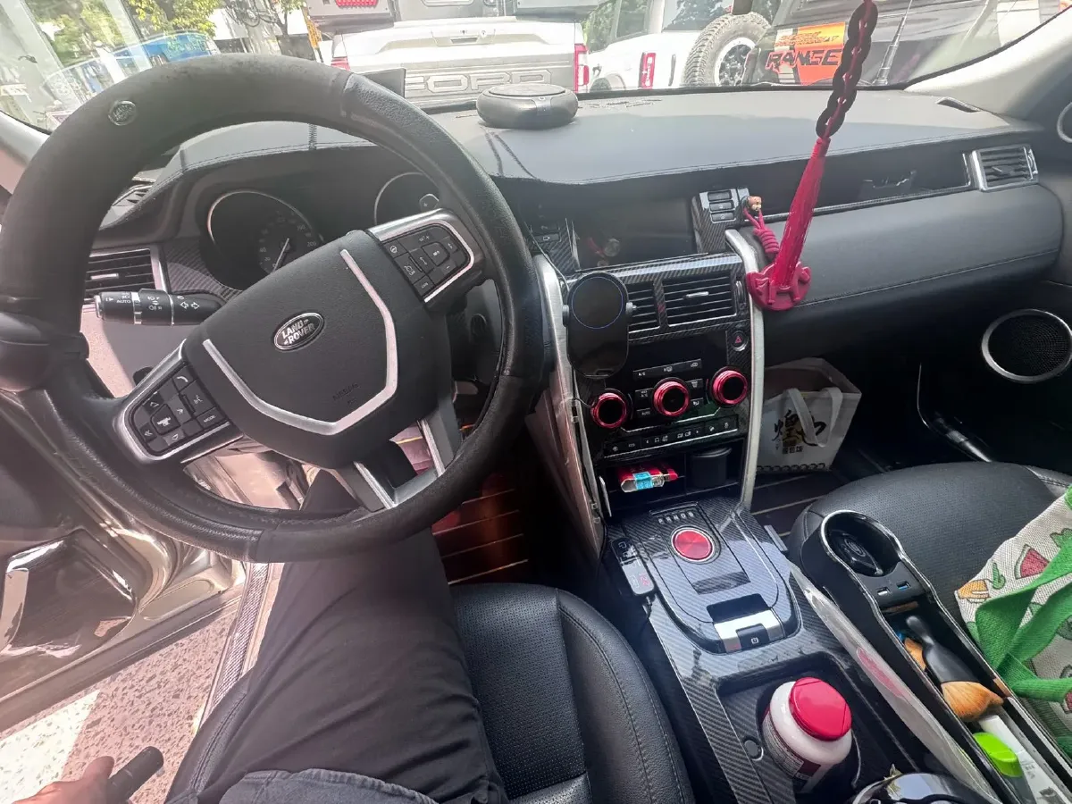 2019 Land Rover Discovery Sport 2.0T 241HP L4 9AT,autocango,china used car exporter,china ev exporter,chinese used car exporter,chinese used ev exporter