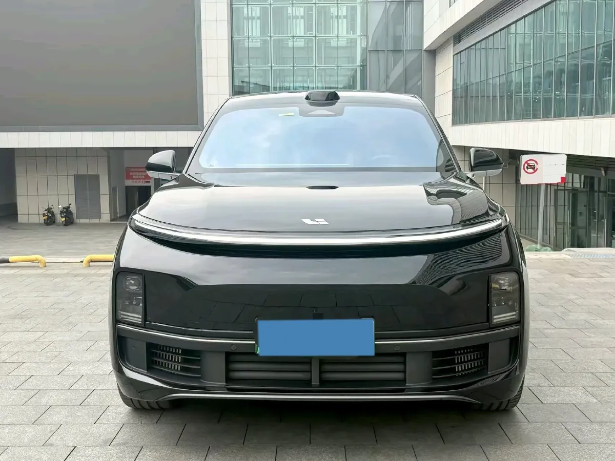2024 Li L9 Range Extended 154HP REEV 52.3KWH,autocango,china used car exporter,china ev exporter,chinese used car exporter,chinese used ev exporter