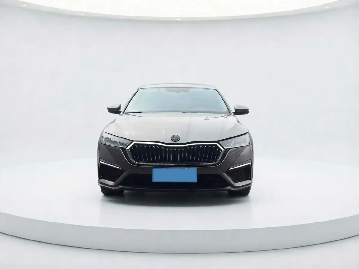 2022 Skoda Octavia 1.4T 150HP L4 7DCT,autocango,china used car exporter,china ev exporter,chinese used car exporter,chinese used ev exporter