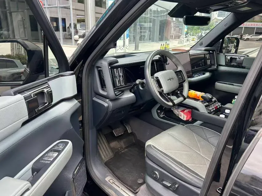 2023 FangChengBao Bao 5 1.5T 194HP L4 E-CVT PHEV 31.8KWH,autocango,china used car exporter,china ev exporter,chinese used car exporter,chinese used ev exporter