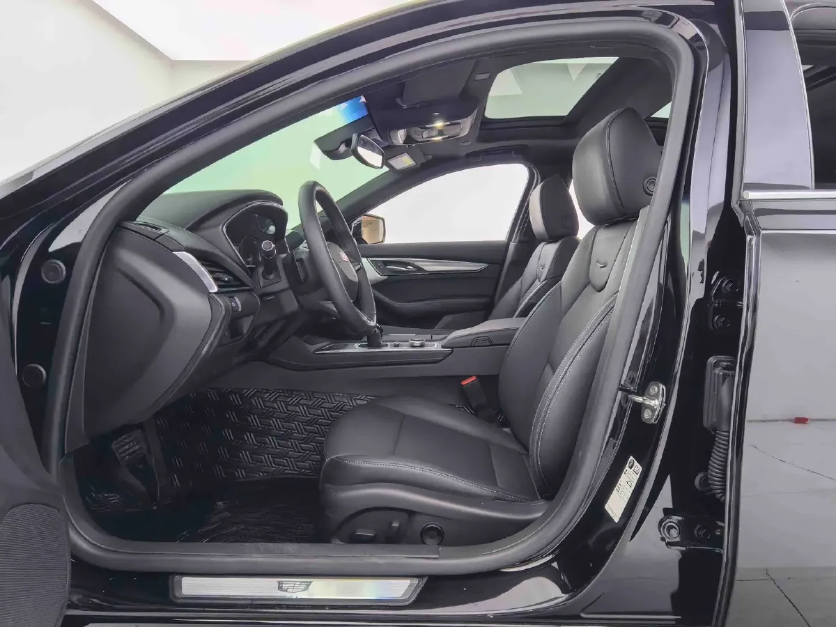 2021 Cadillac CT5 2.0T 237HP L4 10AT,autocango,china used car exporter,china ev exporter,chinese used car exporter,chinese used ev exporter
