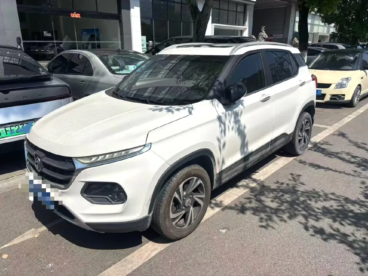 2017 BaoJun 510 1.5L 112HP L4 6MT,autocango,china used car exporter,china ev exporter,chinese used car exporter,chinese used ev exporter