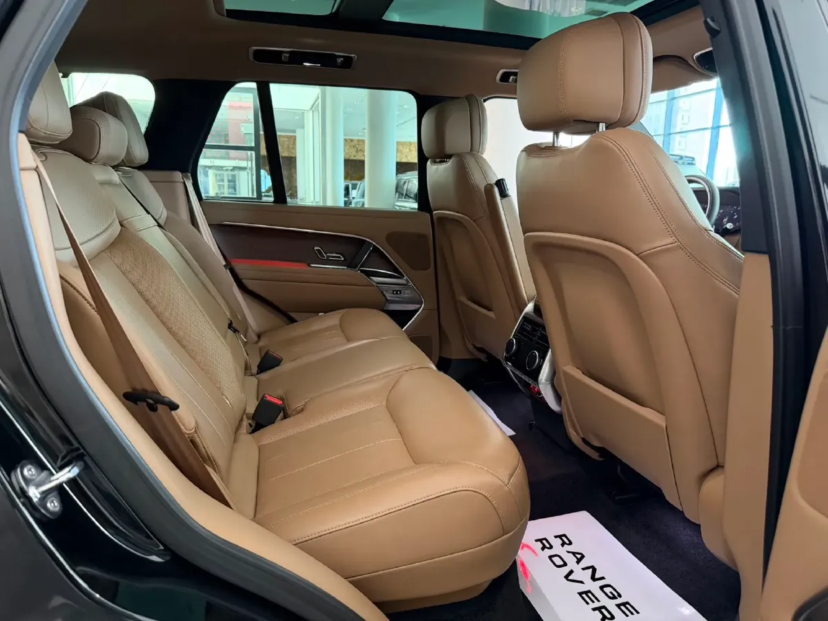 2024 Land Rover Range Rover 3.0T 360HP L6 8AT,autocango,china used car exporter,china ev exporter,chinese used car exporter,chinese used ev exporter