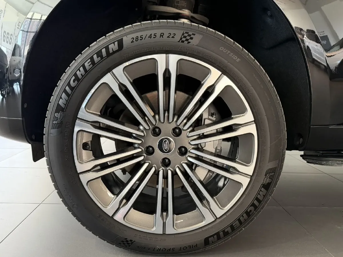 2024 Land Rover Range Rover 3.0T 360HP L6 8AT,autocango,china used car exporter,china ev exporter,chinese used car exporter,chinese used ev exporter