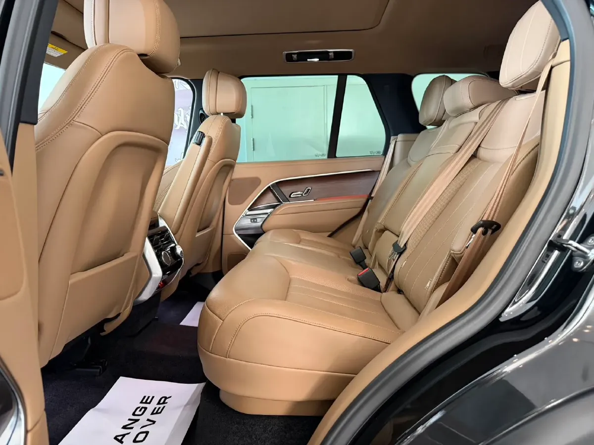 2024 Land Rover Range Rover 3.0T 360HP L6 8AT,autocango,china used car exporter,china ev exporter,chinese used car exporter,chinese used ev exporter