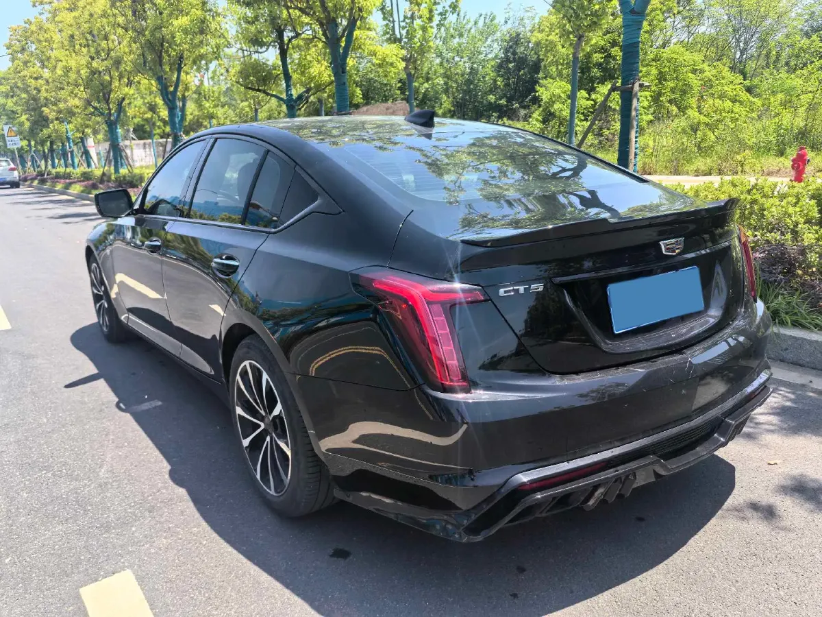 2022 Cadillac CT5 2.0T 237HP L4 10AT,autocango,china used car exporter,china ev exporter,chinese used car exporter,chinese used ev exporter