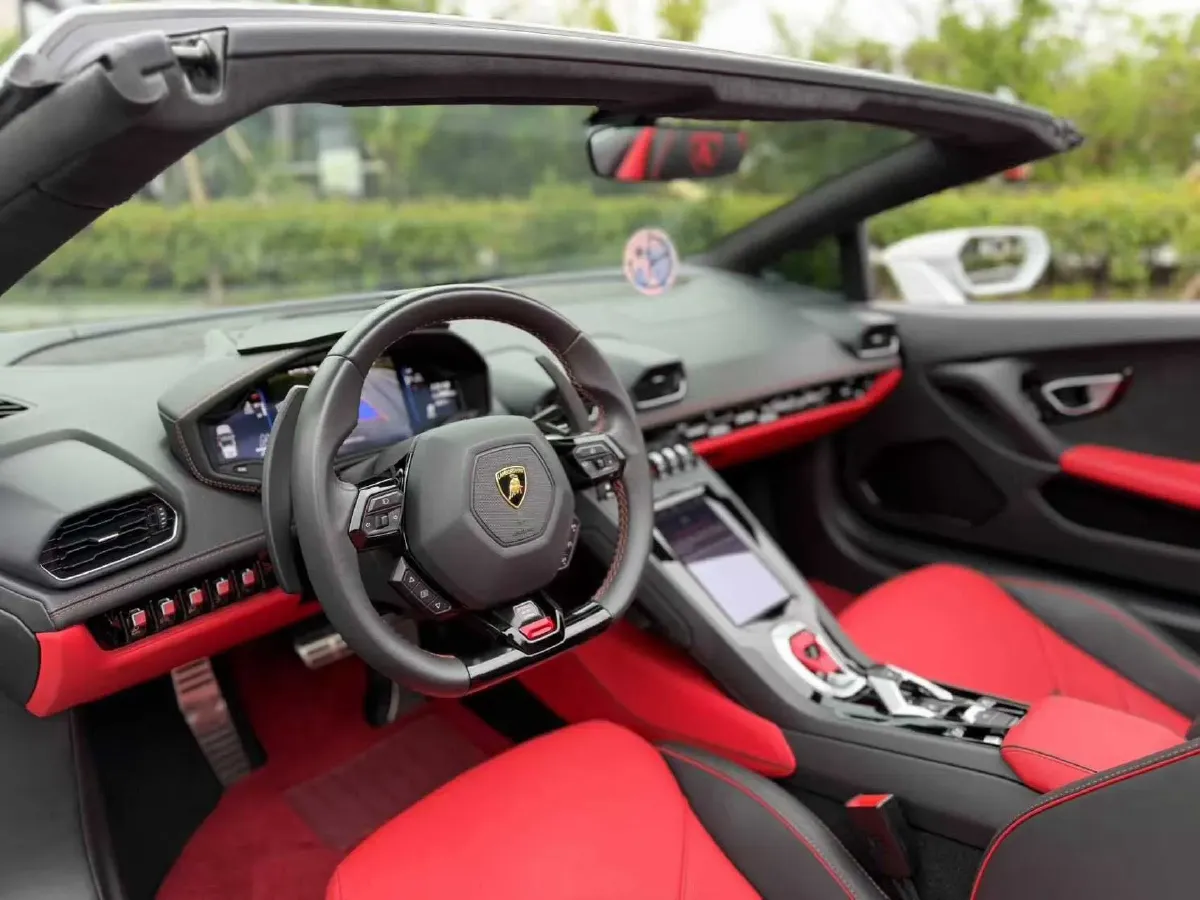 2019 Lamborghini Huracán 5.2L 640HP V10 7DCT,autocango,china used car exporter,china ev exporter,chinese used car exporter,chinese used ev exporter