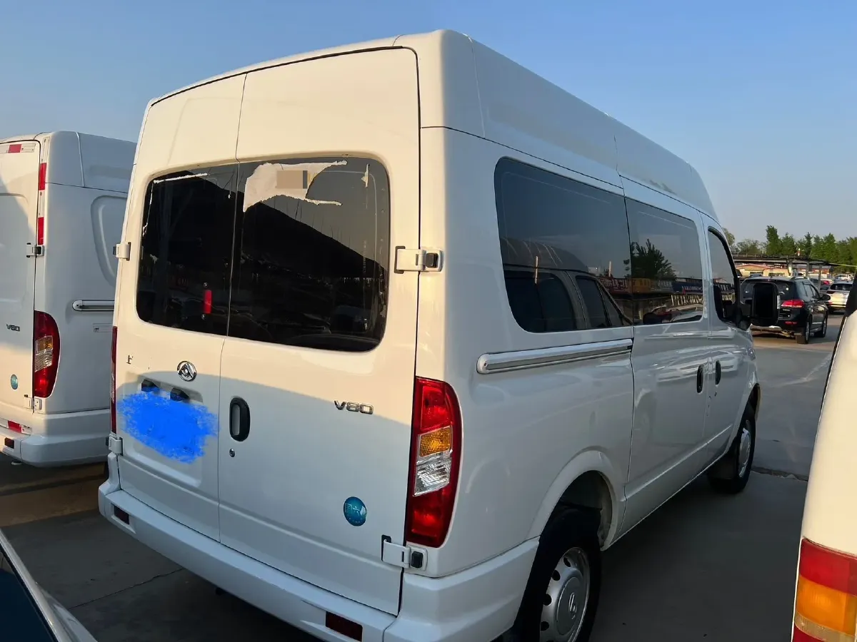 2021 MAXUS XinTu V80 2.0T 139HP L4 6MT,autocango,china used car exporter,china ev exporter,chinese used car exporter,chinese used ev exporter