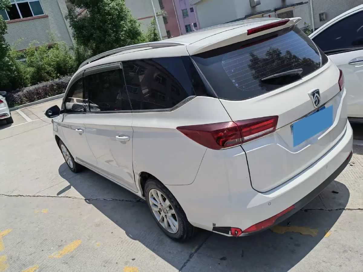 2019 BaoJun 360 1.5L 99HP L4 6MT,autocango,china used car exporter,china ev exporter,chinese used car exporter,chinese used ev exporter
