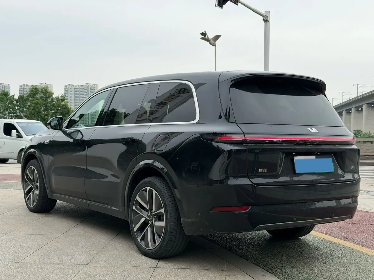 2023 Li L9 Range Extended 154HP REEV 42.6KWH,autocango,china used car exporter,china ev exporter,chinese used car exporter,chinese used ev exporter