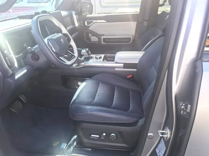 2024 Jetour ShanHai TravellerC-DM 1.5T 156HP L4 3DHT PHEV 43.24KWH,autocango,china used car exporter,china ev exporter,chinese used car exporter,chinese used ev exporter