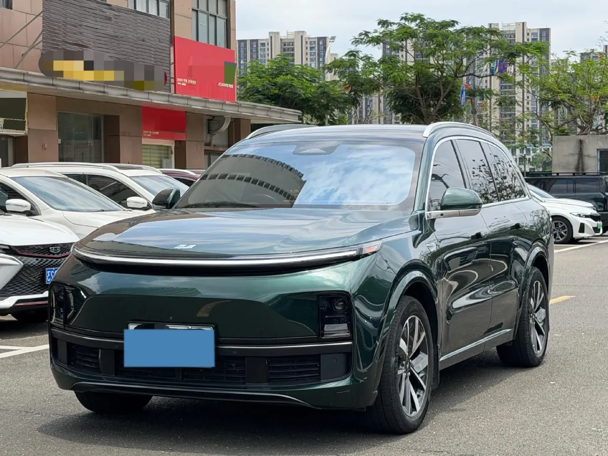 2024 Volvo S60 2.0T 197HP L4 7DCT,autocango,china used car exporter,china ev exporter,chinese used car exporter,chinese used ev exporter