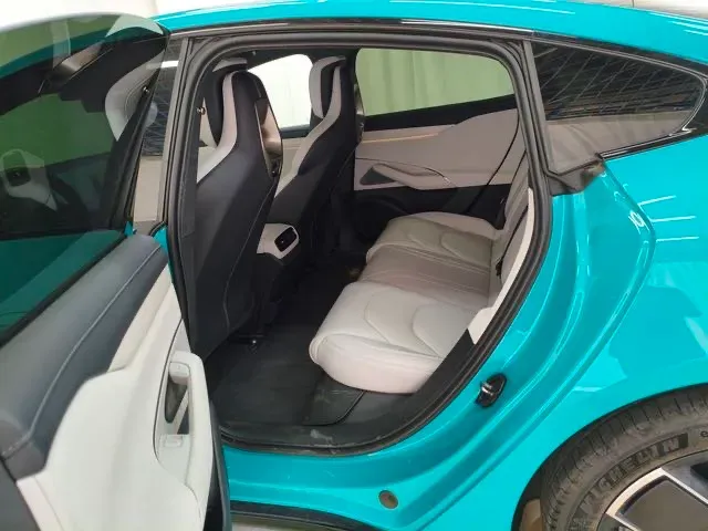 2024 MI SU7 BEV 94.3KWH,autocango,china used car exporter,china ev exporter,chinese used car exporter,chinese used ev exporter