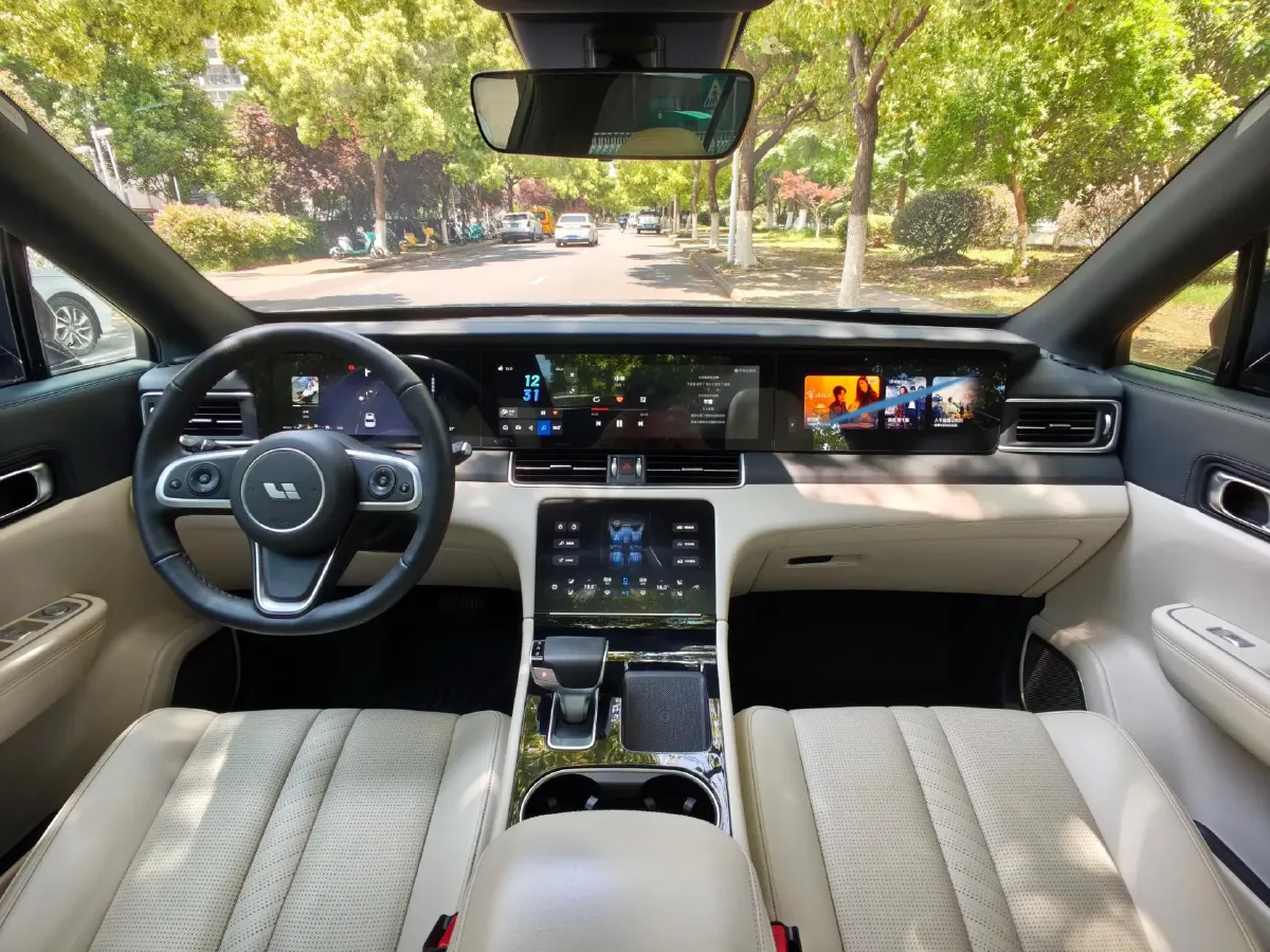 2020 Li ONE Range Extended 131HP REEV 40.5KWH,autocango,china used car exporter,china ev exporter,chinese used car exporter,chinese used ev exporter