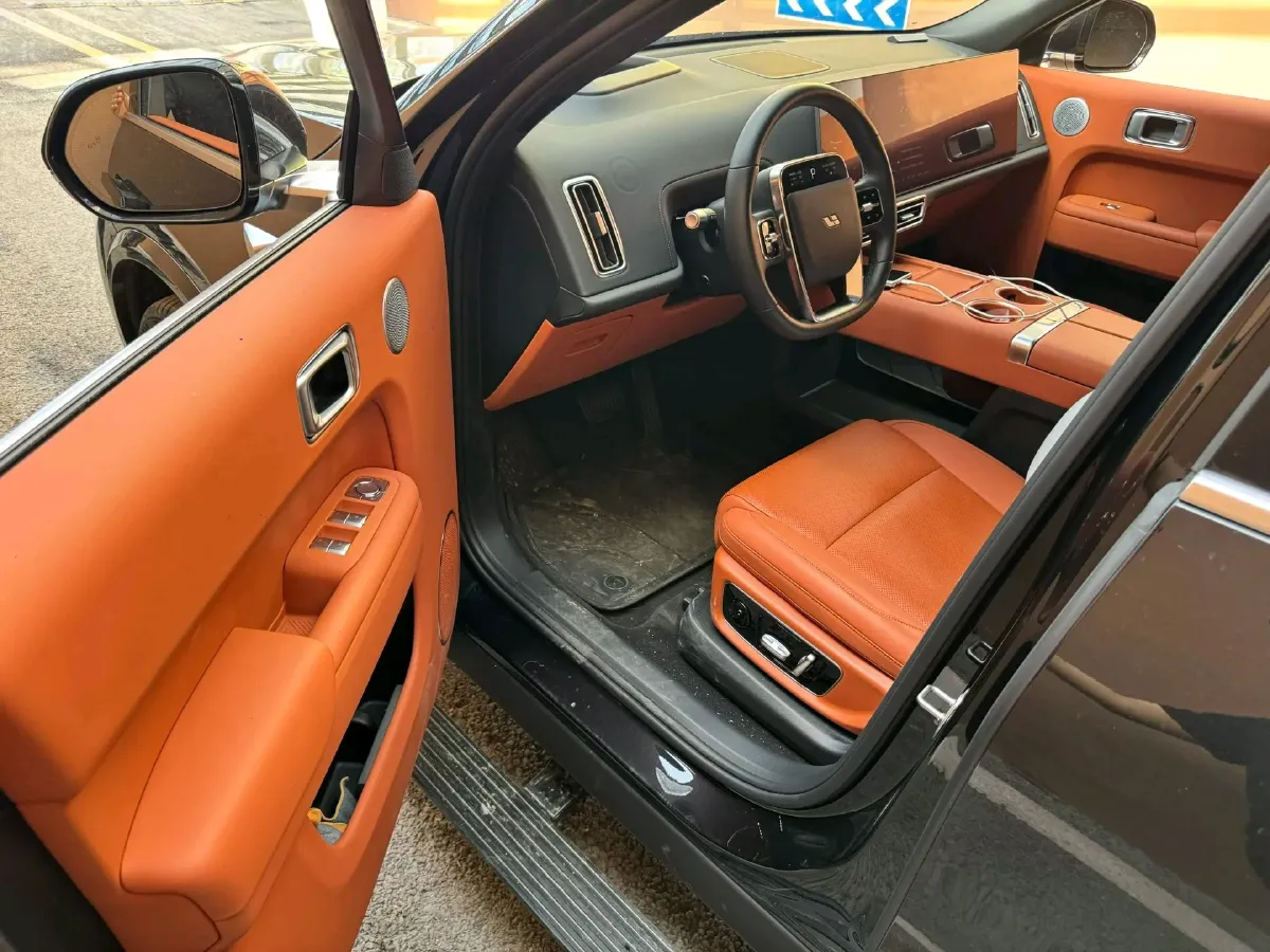 2025 Li L8 Range Extended 154HP REEV,autocango,china used car exporter,china ev exporter,chinese used car exporter,chinese used ev exporter