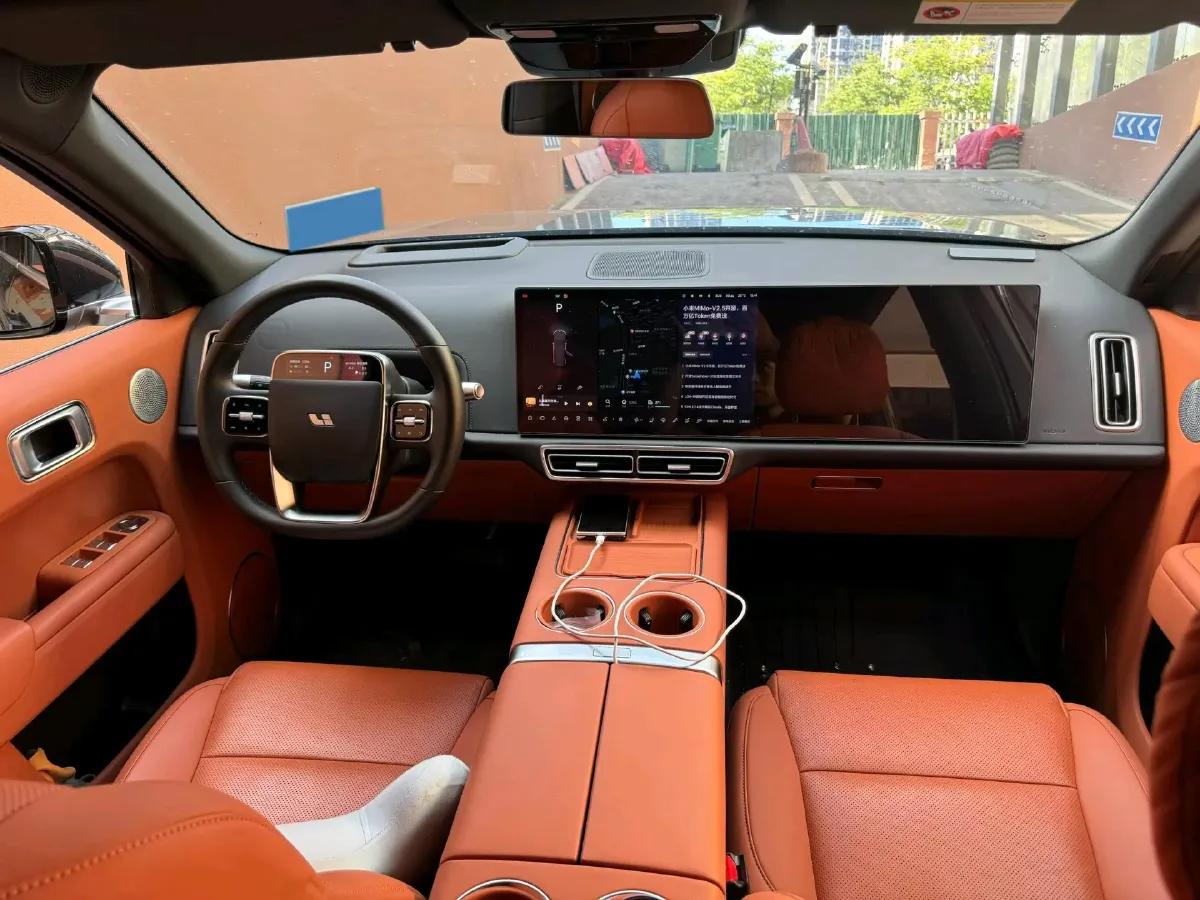 2025 Li L8 Range Extended 154HP REEV,autocango,china used car exporter,china ev exporter,chinese used car exporter,chinese used ev exporter