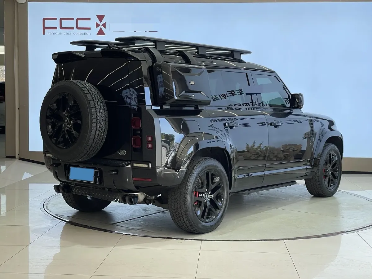 2024 Land Rover Defender 3.0T 400HP L6 8AT,autocango,china used car exporter,china ev exporter,chinese used car exporter,chinese used ev exporter