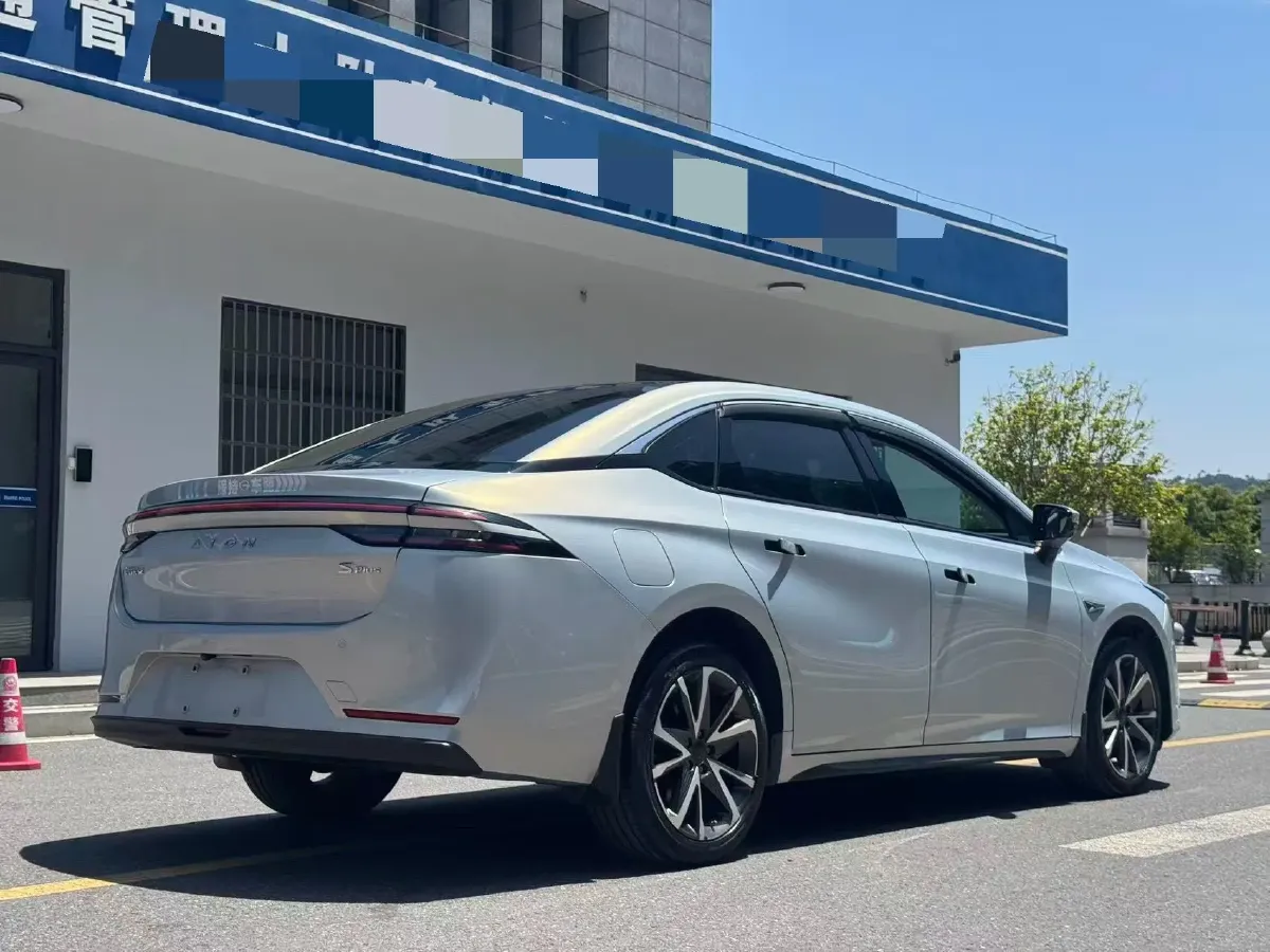 2022 ChangAn Oshan Z6 1.5T 170HP L4 6TCT PHEV 28.4KWH,autocango,china used car exporter,china ev exporter,chinese used car exporter,chinese used ev exporter
