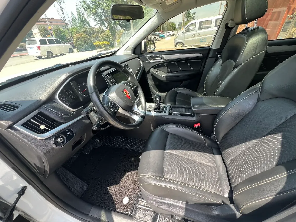 2020 Roewe i6 1.5T 169HP L4 7DCT,autocango,china used car exporter,china ev exporter,chinese used car exporter,chinese used ev exporter