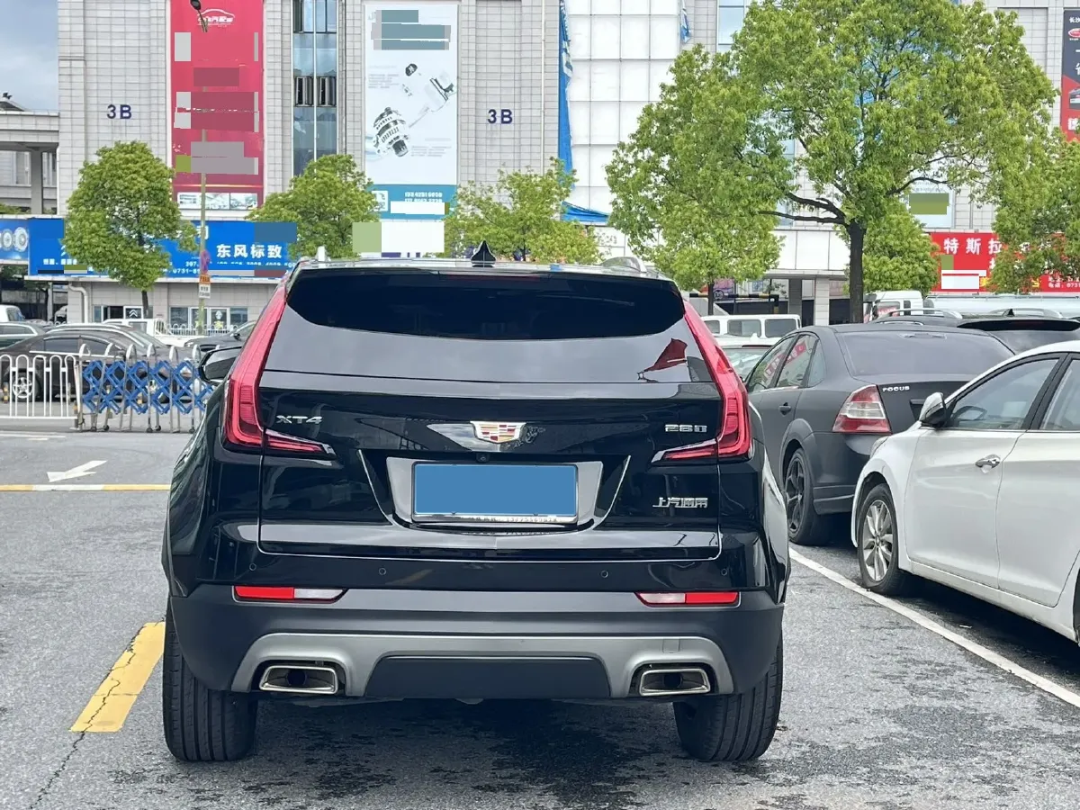 2021 Cadillac XT4 2.0T 237HP L4 9AT,autocango,china used car exporter,china ev exporter,chinese used car exporter,chinese used ev exporter