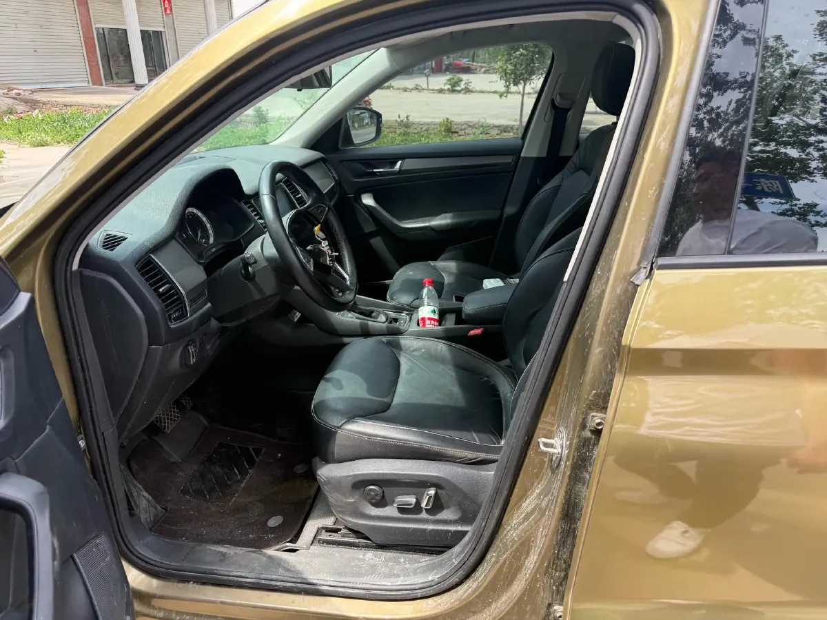 2017 Skoda Kodiak 1.8T 180HP L4 7DCT,autocango,china used car exporter,china ev exporter,chinese used car exporter,chinese used ev exporter