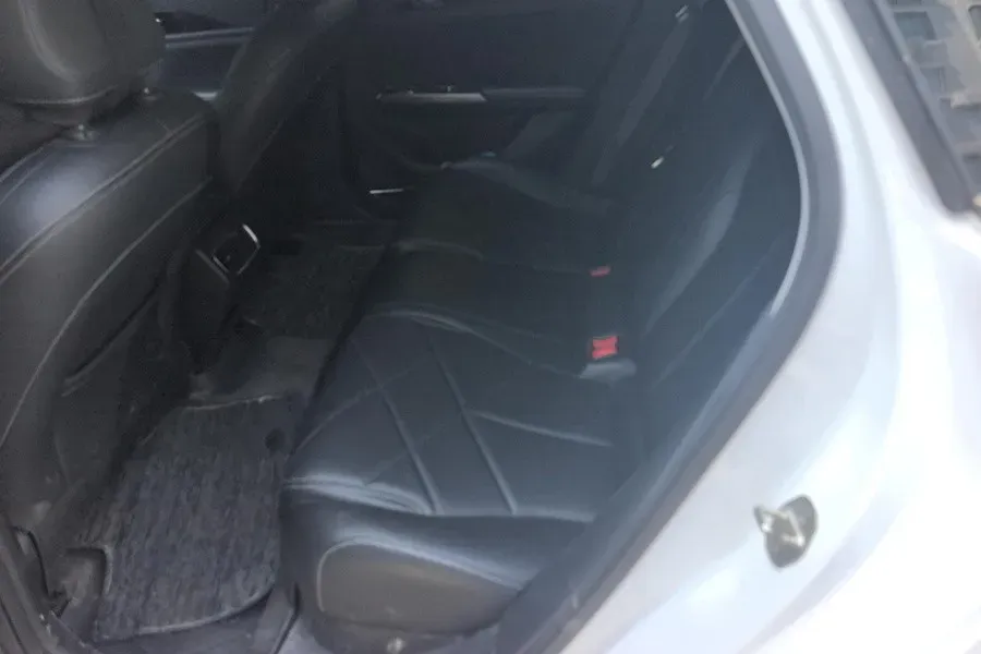 2024 Geely Galaxy L6 1.5T 163HP L4 3DHT PHEV,autocango,china used car exporter,china ev exporter,chinese used car exporter,chinese used ev exporter