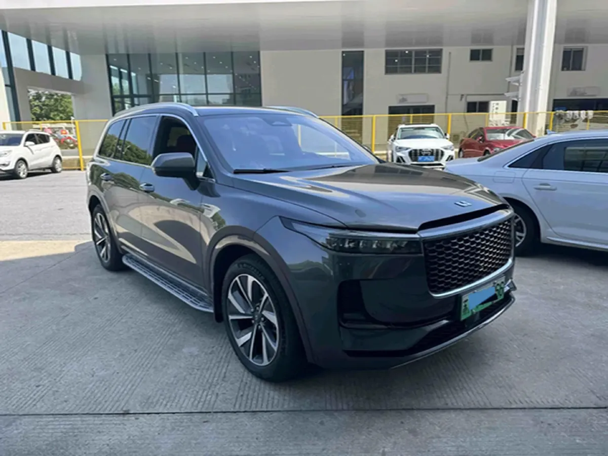 2021 Li ONE Range Extended 131HP REEV 40.5KWH,autocango,china used car exporter,china ev exporter,chinese used car exporter,chinese used ev exporter