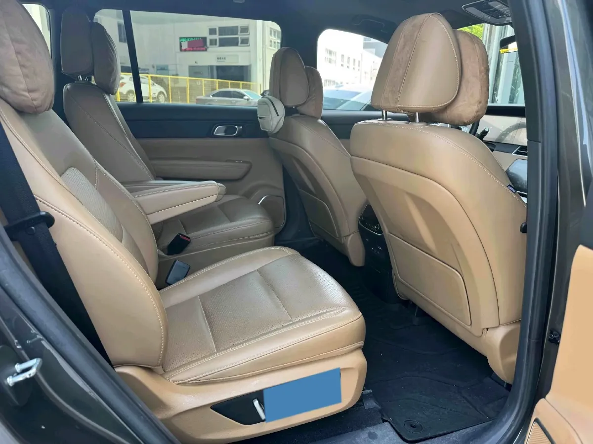 2021 Li ONE Range Extended 131HP REEV 40.5KWH,autocango,china used car exporter,china ev exporter,chinese used car exporter,chinese used ev exporter