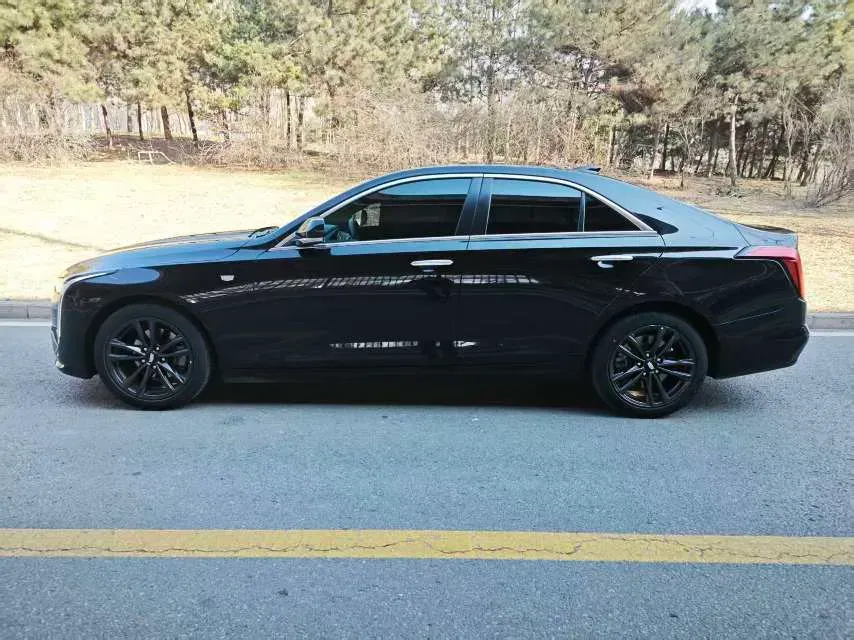 2022 Cadillac CT4 2.0T 237HP L4 8AT,autocango,china used car exporter,china ev exporter,chinese used car exporter,chinese used ev exporter