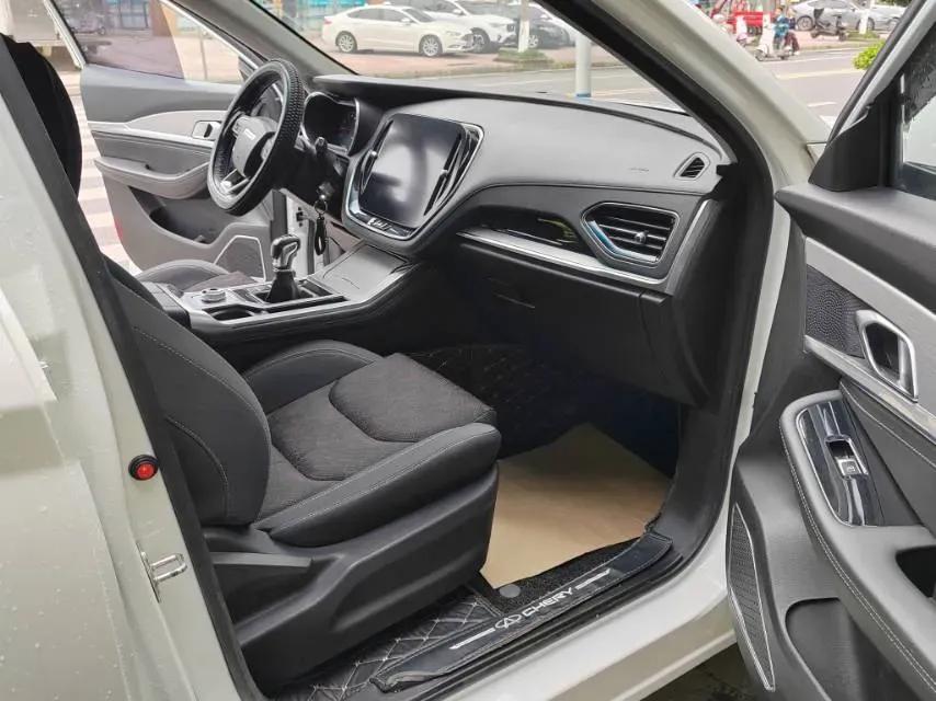 2020 Jetour X70 1.5T 156HP L4 6MT,autocango,china used car exporter,china ev exporter,chinese used car exporter,chinese used ev exporter