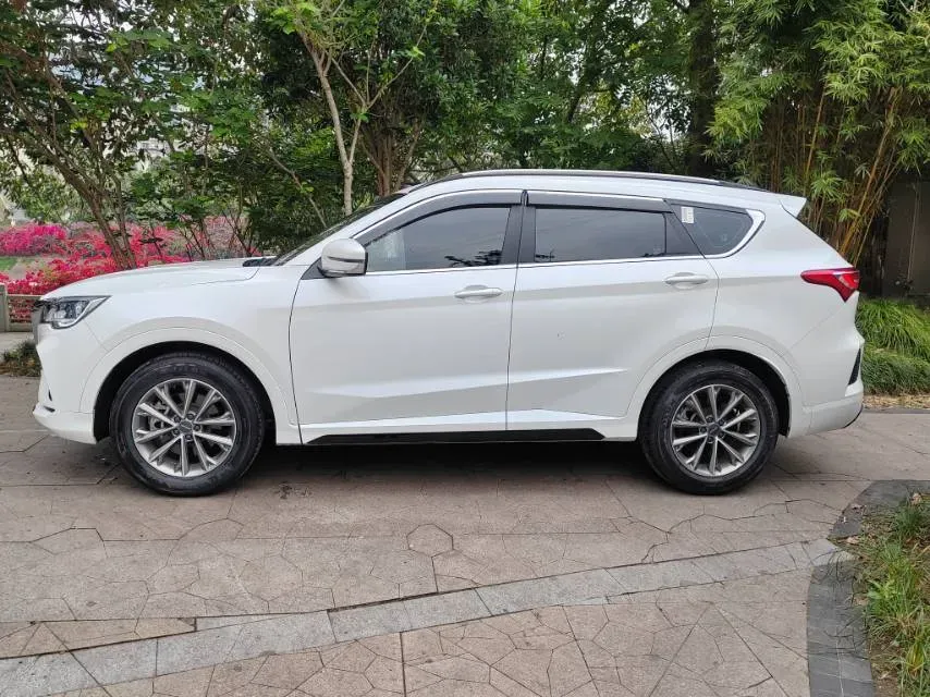 2020 Jetour X70 1.5T 156HP L4 6MT,autocango,china used car exporter,china ev exporter,chinese used car exporter,chinese used ev exporter