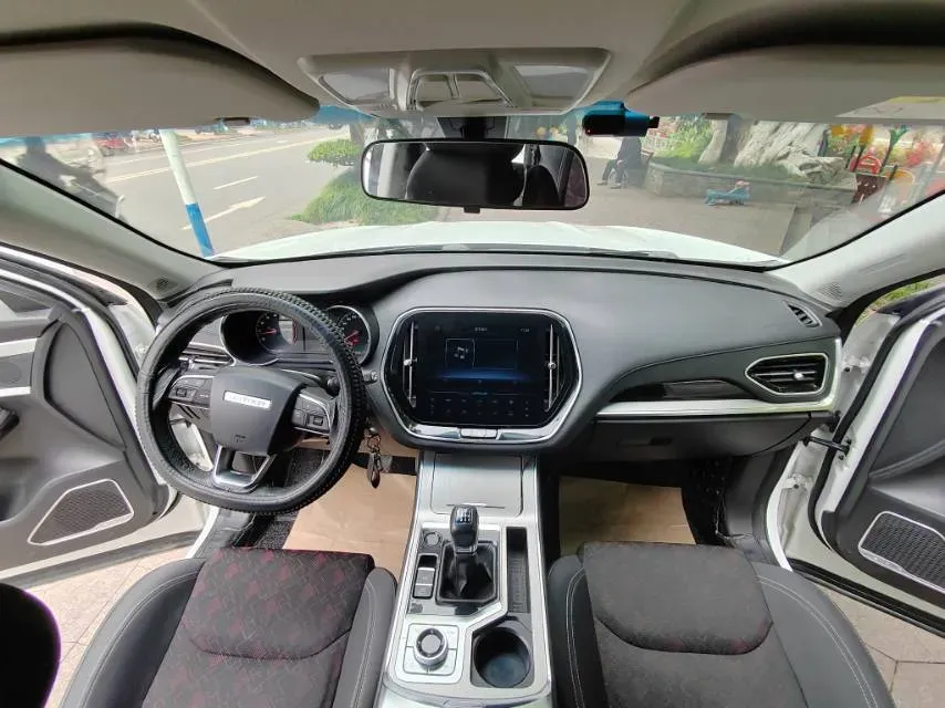 2020 Jetour X70 1.5T 156HP L4 6MT,autocango,china used car exporter,china ev exporter,chinese used car exporter,chinese used ev exporter