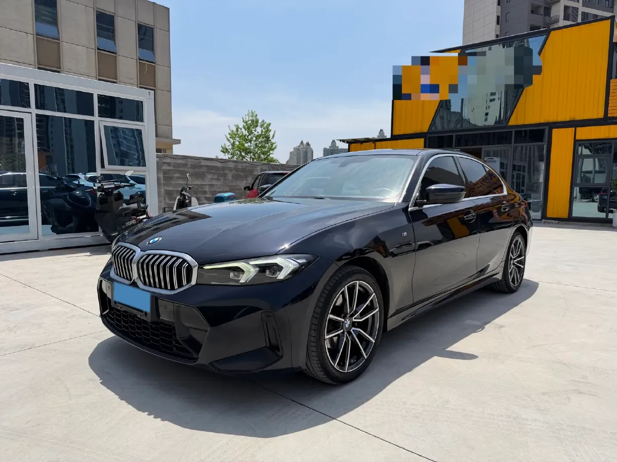 2023 BMW 3 Series 2.0T 156HP L4 8AT,autocango,china used car exporter,china ev exporter,chinese used car exporter,chinese used ev exporter