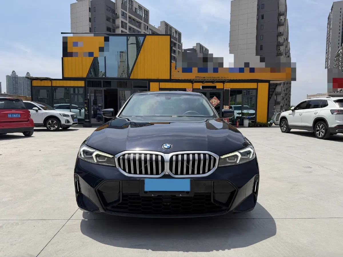 2023 BMW 3 Series 2.0T 156HP L4 8AT,autocango,china used car exporter,china ev exporter,chinese used car exporter,chinese used ev exporter