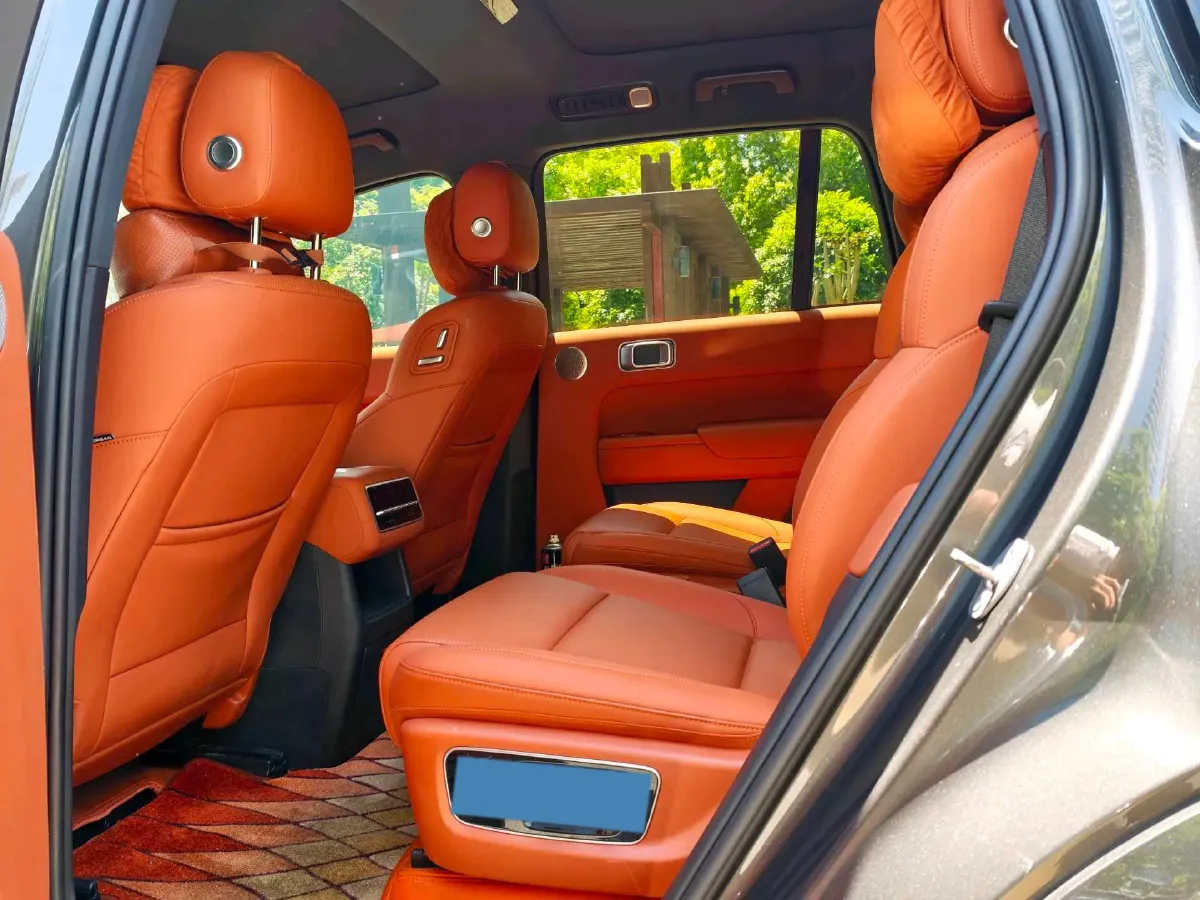 2023 Li L8 Range Extended 154HP REEV 40.9KWH,autocango,china used car exporter,china ev exporter,chinese used car exporter,chinese used ev exporter