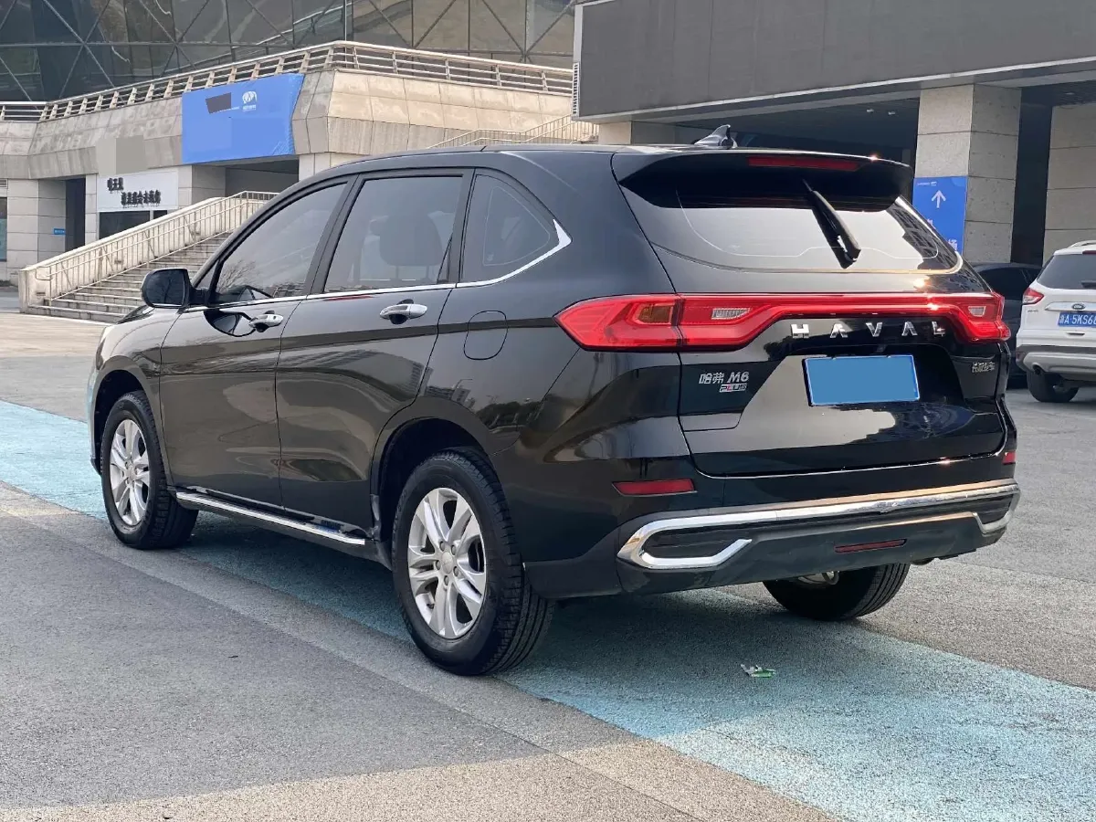 2023 Haval M6 1.5T 150HP L4 7DCT,autocango,china used car exporter,china ev exporter,chinese used car exporter,chinese used ev exporter