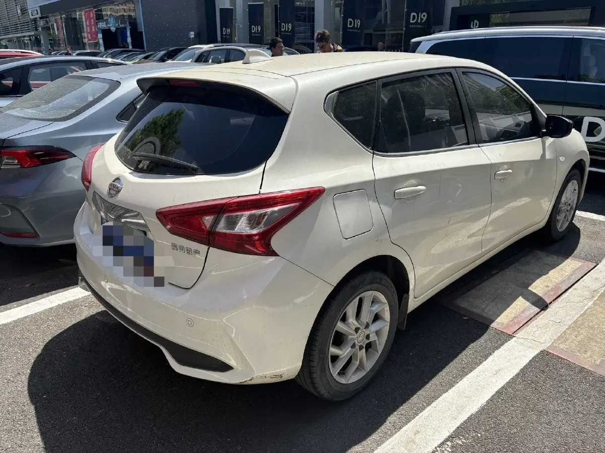 2021 Nissan Tiida 1.6L 122HP L4 CVT,autocango,china used car exporter,china ev exporter,chinese used car exporter,chinese used ev exporter