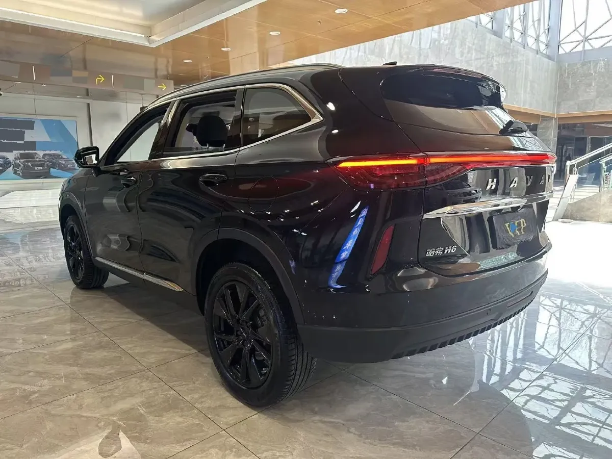 2021 Haval H6 2.0T 211HP L4 7DCT,autocango,china used car exporter,china ev exporter,chinese used car exporter,chinese used ev exporter