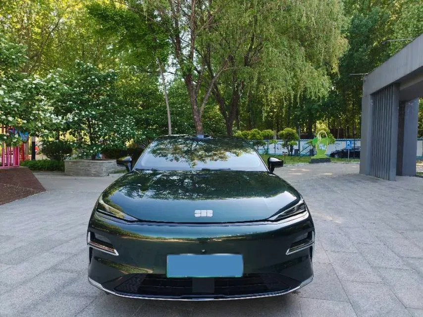2025 Geely Galaxy Starshine 8 1.5T 163HP L4 3DHT PHEV 27.69KWH,autocango,china used car exporter,china ev exporter,chinese used car exporter,chinese used ev exporter
