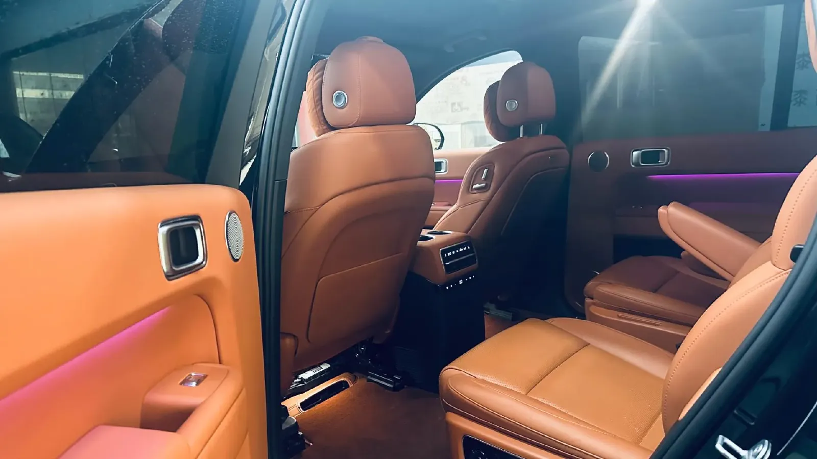 2023 Li L9 Range Extended 154HP REEV 42.6KWH,autocango,china used car exporter,china ev exporter,chinese used car exporter,chinese used ev exporter