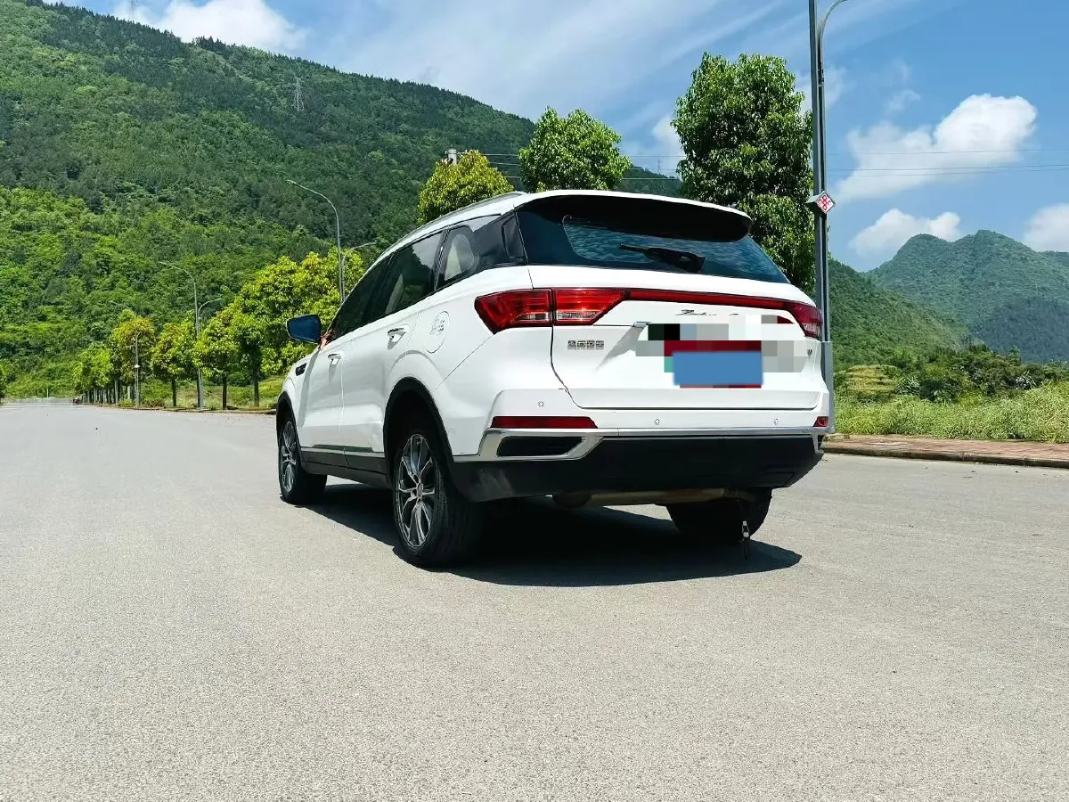 2018 Zotye T500 1.5T 156HP L4 5MT,autocango,china used car exporter,china ev exporter,chinese used car exporter,chinese used ev exporter