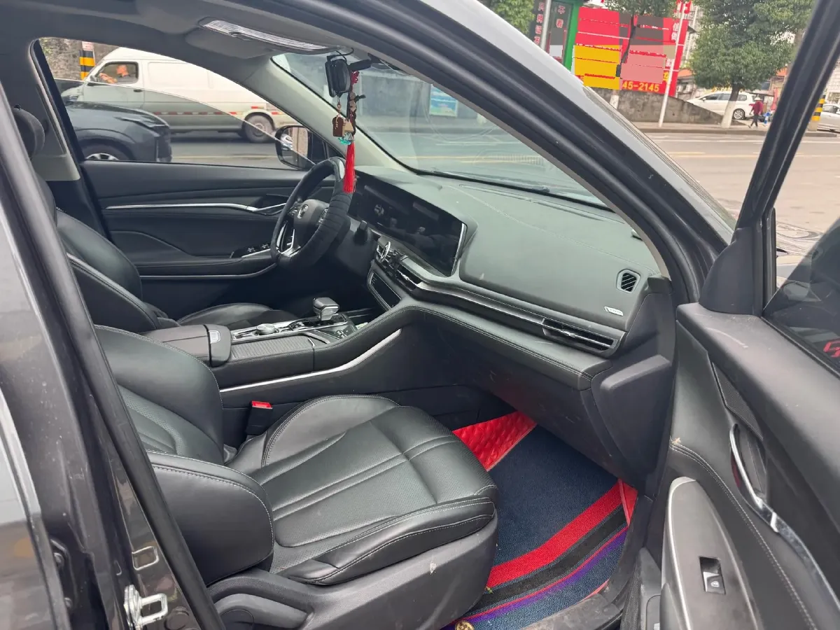 2020 ChangAn CS75 Plus 2.0T 233HP L4 8AT,autocango,china used car exporter,china ev exporter,chinese used car exporter,chinese used ev exporter