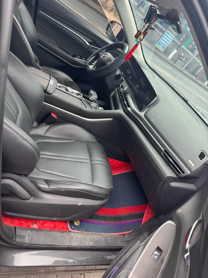 2020 ChangAn CS75 Plus 2.0T 233HP L4 8AT,autocango,china used car exporter,china ev exporter,chinese used car exporter,chinese used ev exporter