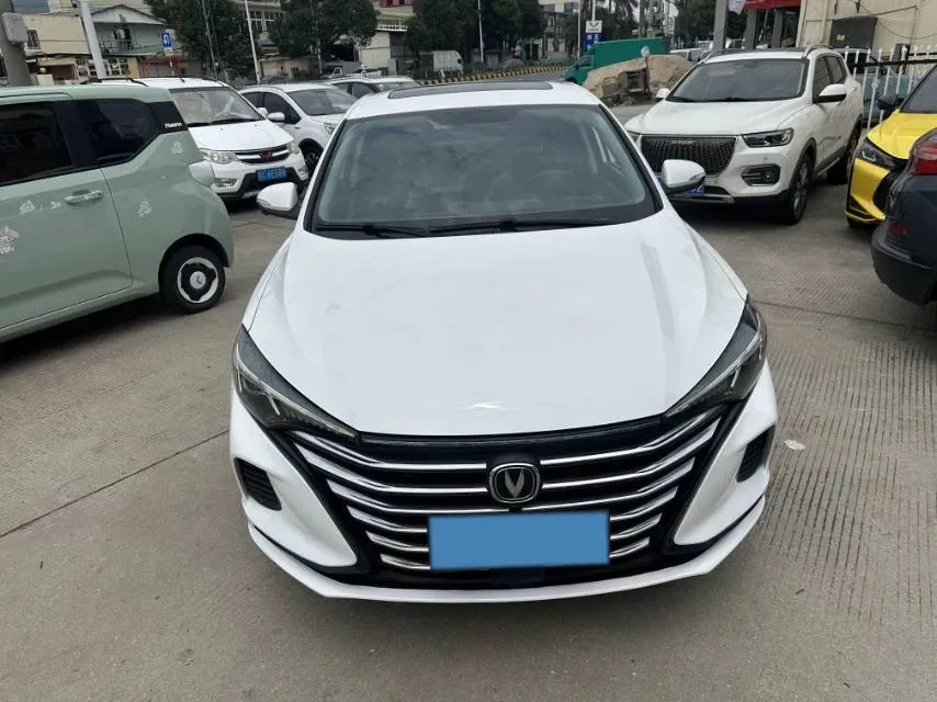 2022 ChangAn Eado 1.6L 128HP L4 CVT,autocango,china used car exporter,china ev exporter,chinese used car exporter,chinese used ev exporter