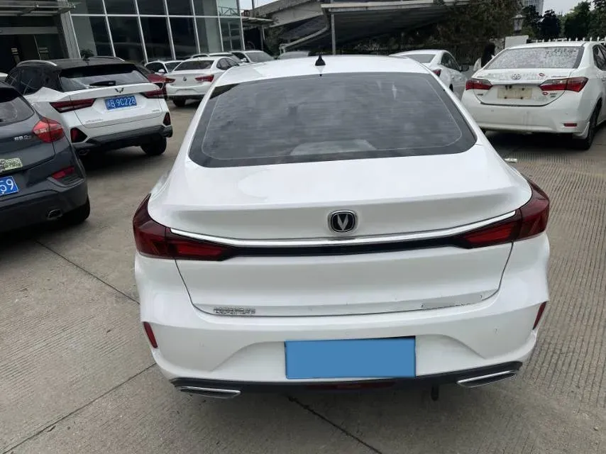 2022 ChangAn Eado 1.6L 128HP L4 CVT,autocango,china used car exporter,china ev exporter,chinese used car exporter,chinese used ev exporter
