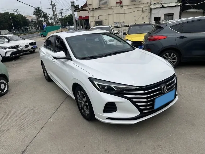 2022 ChangAn Eado 1.6L 128HP L4 CVT,autocango,china used car exporter,china ev exporter,chinese used car exporter,chinese used ev exporter