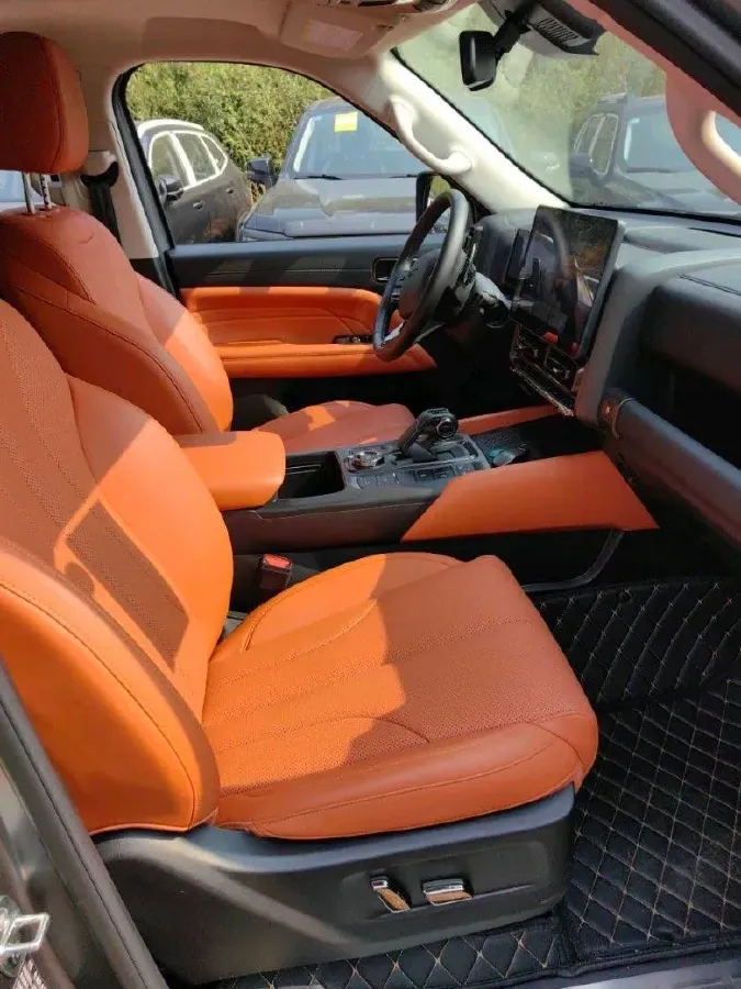 2024 Haval H9 2.0T 224HP L4 8AT,autocango,china used car exporter,china ev exporter,chinese used car exporter,chinese used ev exporter